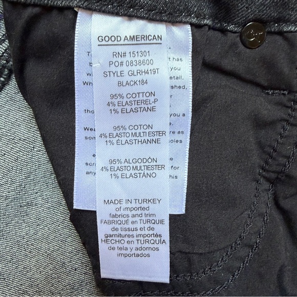 Good American Good Legs Raw Hem High Rise Black Denim Skinny Jeans 6 28 NWT - Picture 13 of 16